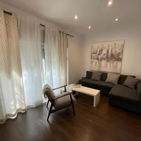 Cozy And Barcelona